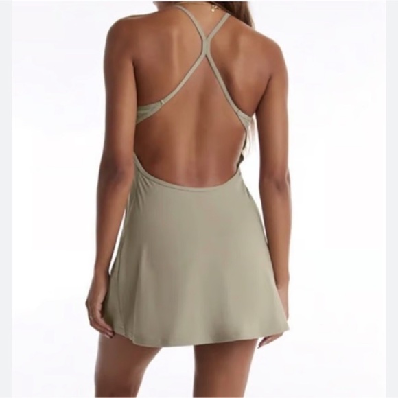 SET Active Sportbody Sage Green Cut Out Racerback The Dress Sz XS - Picture 8 of 8